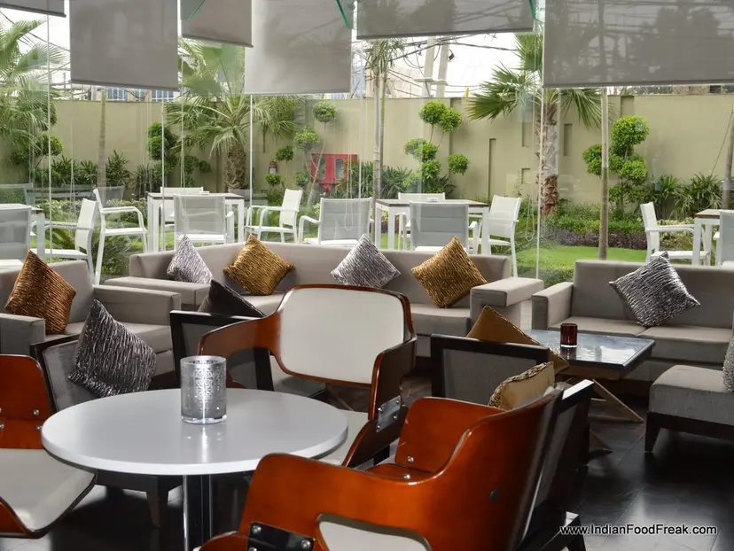 Brunch at Glasshouse, Hilton Garden Inn, Gurgaon: Street of the World