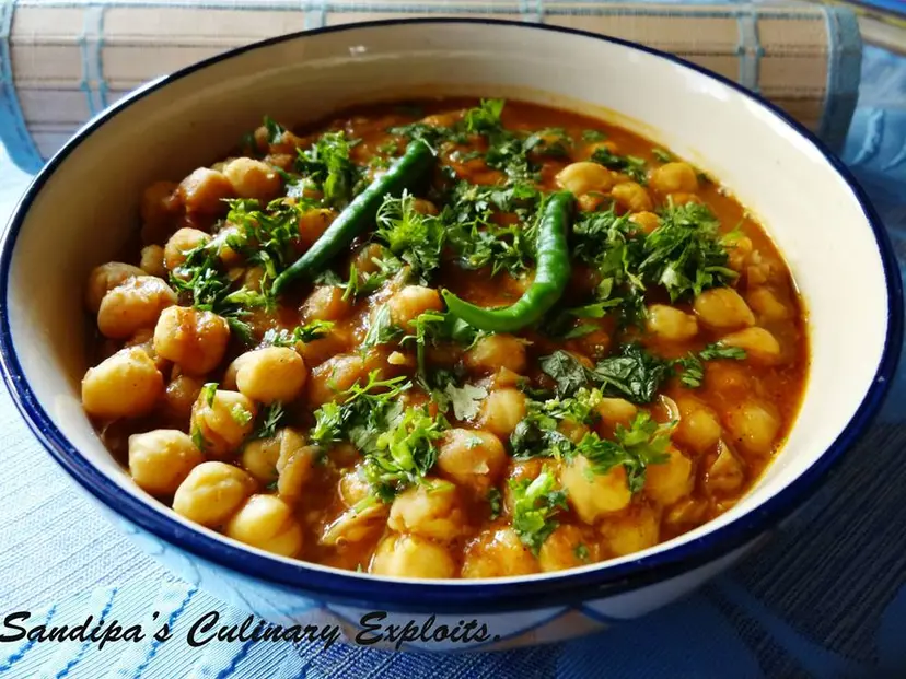 Chole and Chana {Recipe}: Dal Week -2