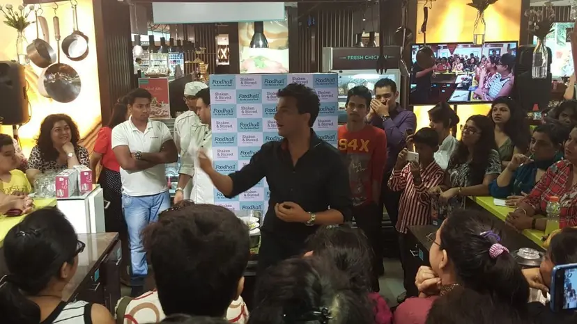 MICHELIN STAR CHEF VIKAS KHANNA STIRS-UP MUMBAITES AT FOODHALL @ PALLADIUM