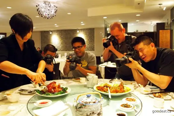 Confession Of a Food Writer: Food Journalism