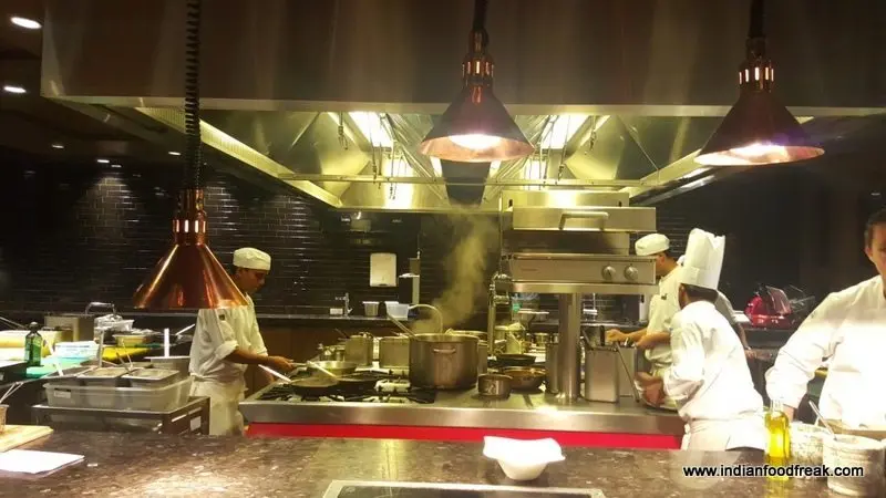 Romano’s at JW Marriot – A Walk through Gastronomic Paradise