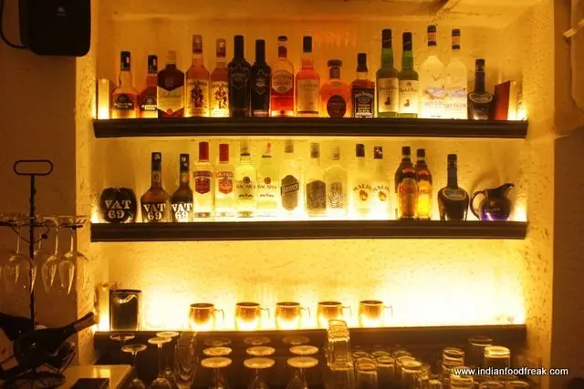 Bombay Vintage, Colaba : New Beginnings
