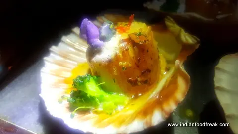 Estella, Juhu : Australian dinner by the sea; under the sky!