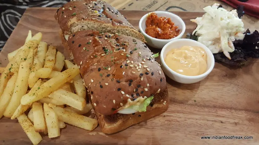 Cafe Yell, Defence Colony, New Delhi: Tailored Food